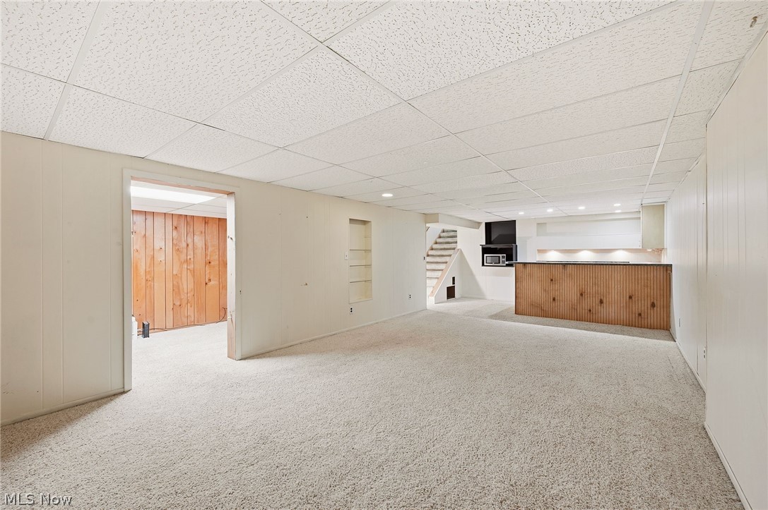 1515 Barlow Road Hudson, OH 44236 - Photo 24 of 31 Finished lower level space with wet bar and bonus room.