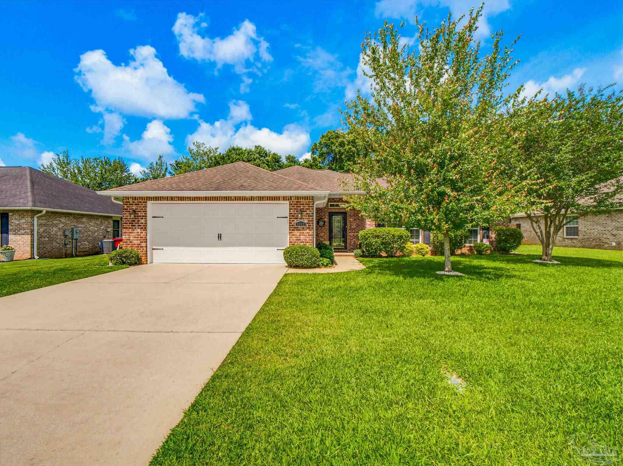 6097 Autumn Pines Circle Pace, FL 32571 - Photo 4 of 55
