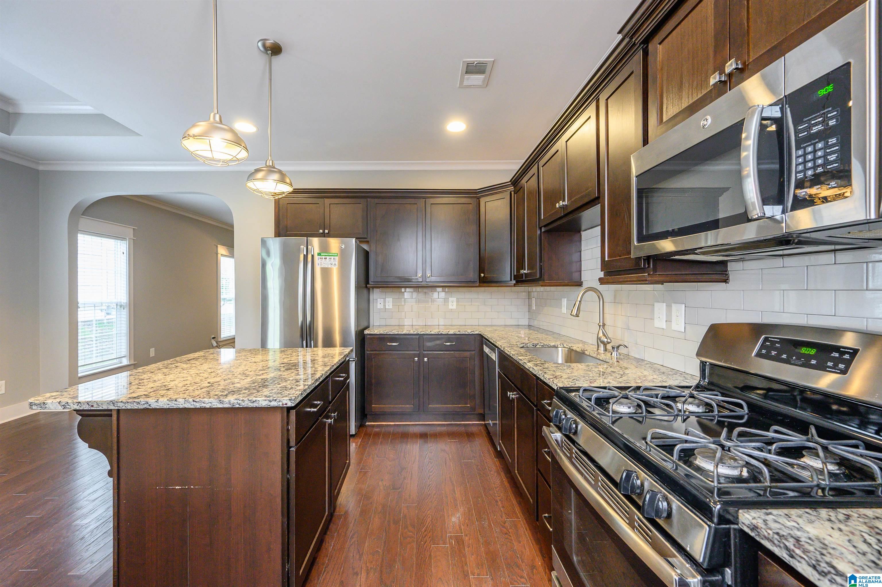 2944 Montevallo Park Road Birmingham, AL 35210 - Photo 11 of 31