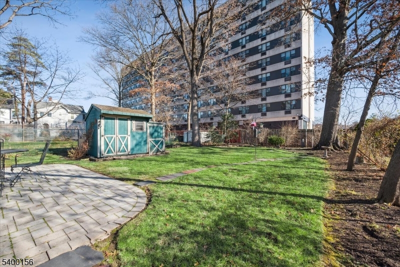 20 Cammann Place Somerville, NJ 08876 - Photo 31 of 38