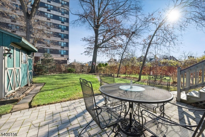 20 Cammann Place Somerville, NJ 08876 - Photo 32 of 38