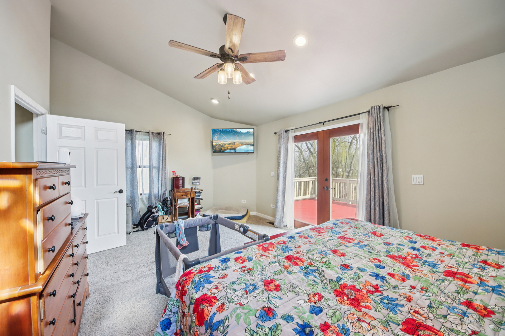 27884 West Riverside Drive Antioch, IL 60002 - Photo 15 of 40