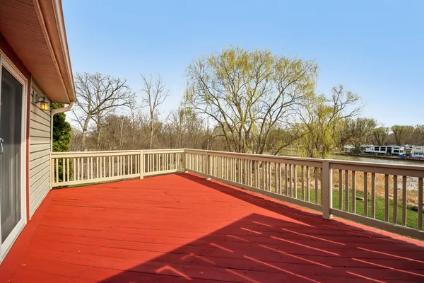 $499,000 | 27884 West Riverside Drive, Antioch, IL 60002