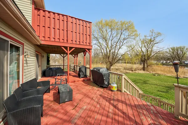 $499,000 | 27884 West Riverside Drive, Antioch, IL 60002