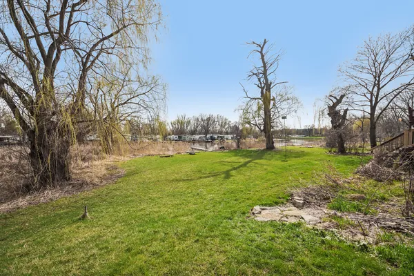 $499,000 | 27884 West Riverside Drive, Antioch, IL 60002