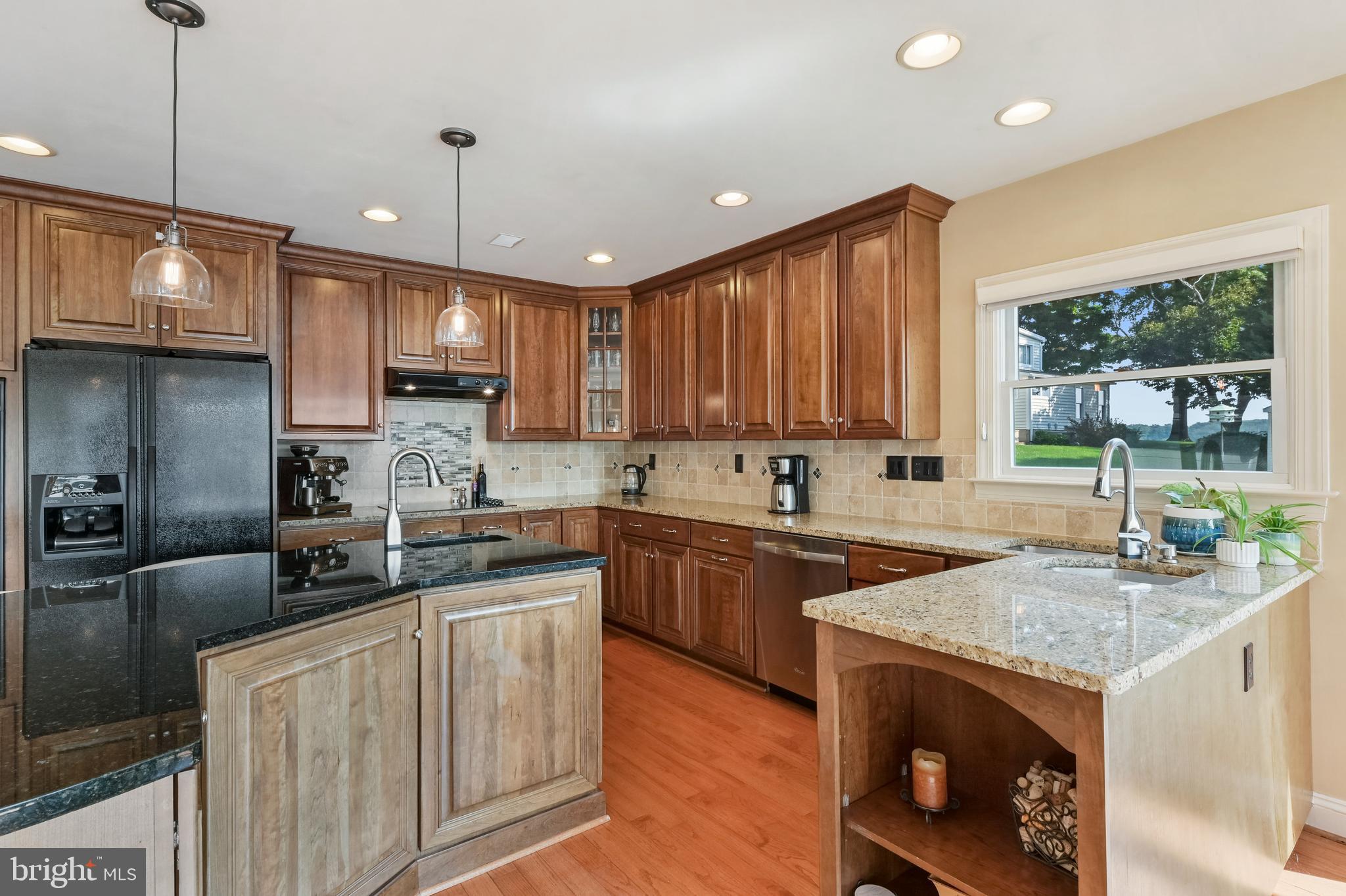 526 Bay View Point Drive Edgewater, MD 21037 - Photo 10 of 70 Gallery Image 10
