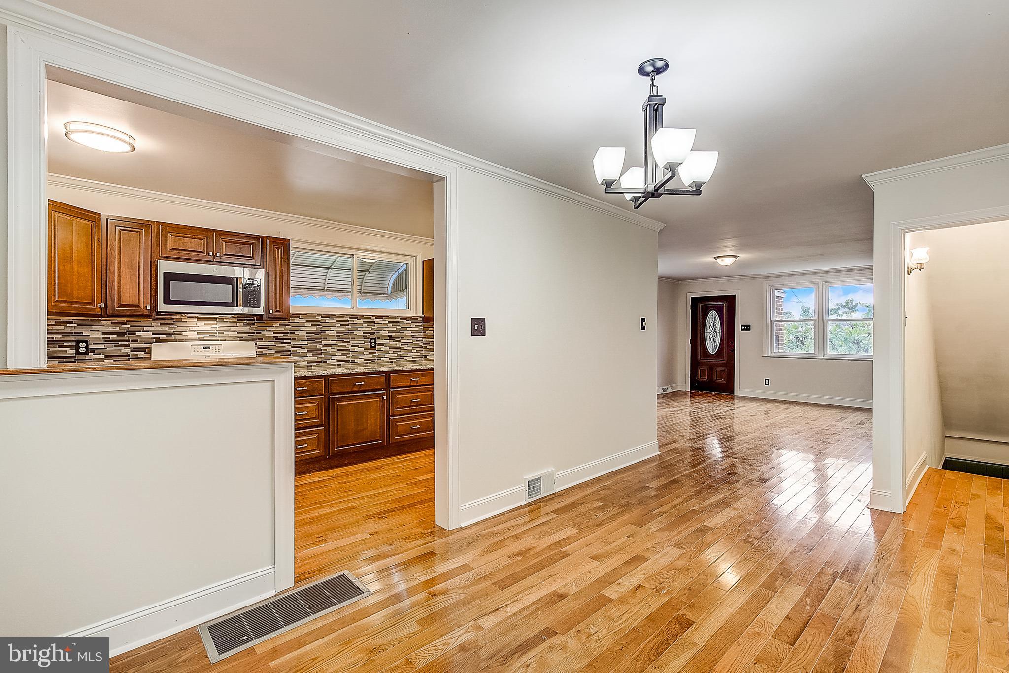 1644 Ashurst Road Philadelphia, PA 19151 - Photo 11 of 40 Gallery Image 11
