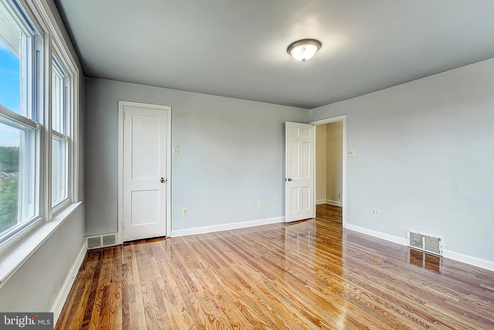 1644 Ashurst Road Philadelphia, PA 19151 - Photo 17 of 40 Gallery Image 17