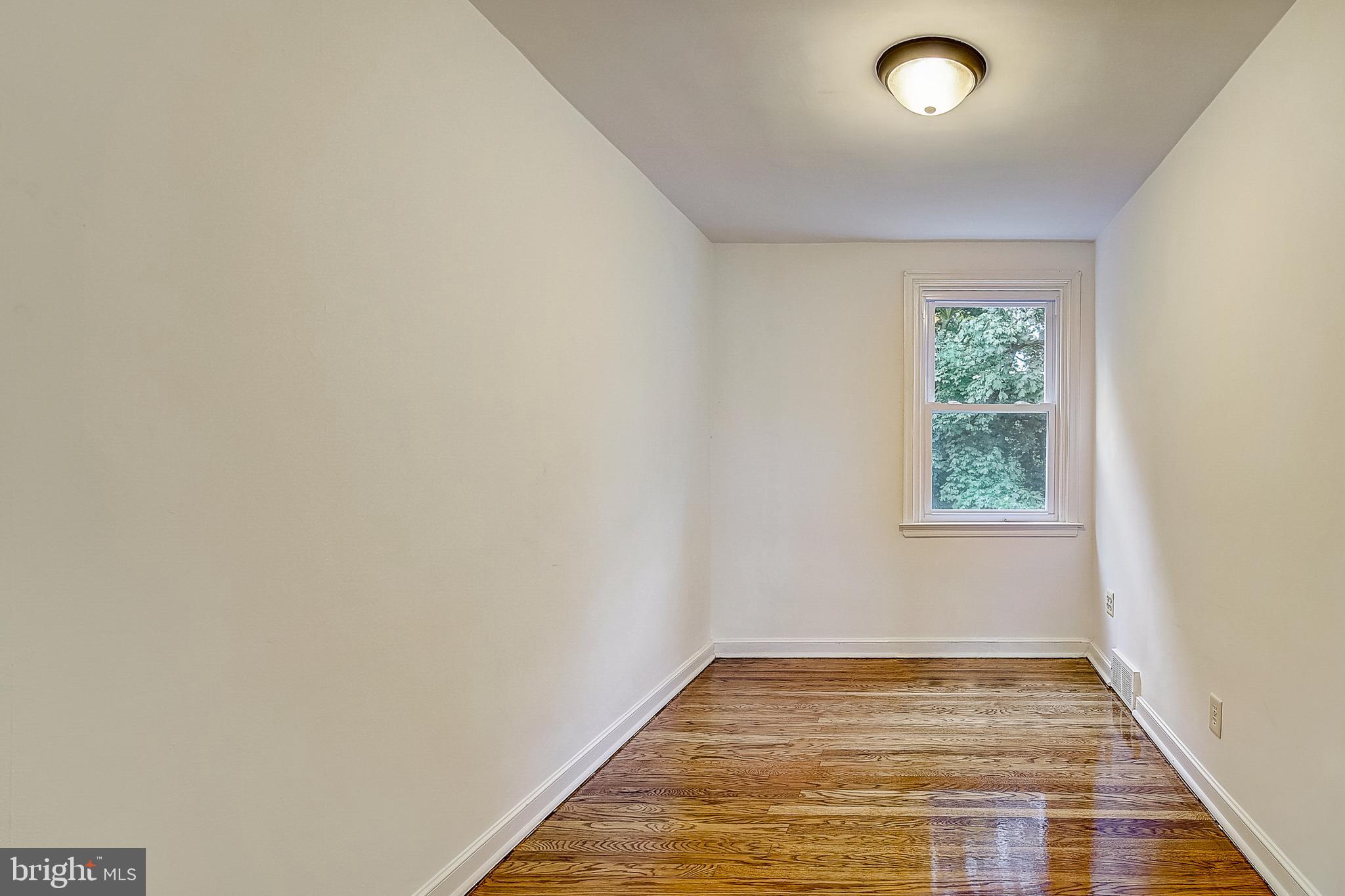 1644 Ashurst Road Philadelphia, PA 19151 - Photo 23 of 40 Gallery Image 23