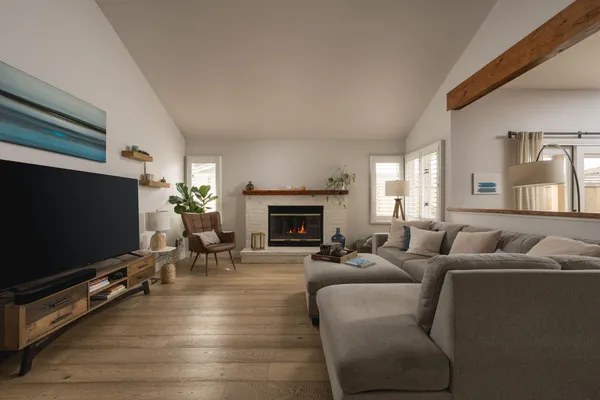 $2,095,000 | 3726 Cedar Vista, Santa Barbara, CA 93110