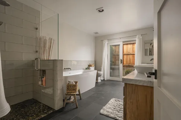 $2,095,000 | 3726 Cedar Vista, Santa Barbara, CA 93110