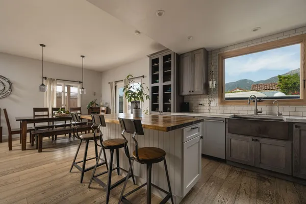 $2,095,000 | 3726 Cedar Vista, Santa Barbara, CA 93110