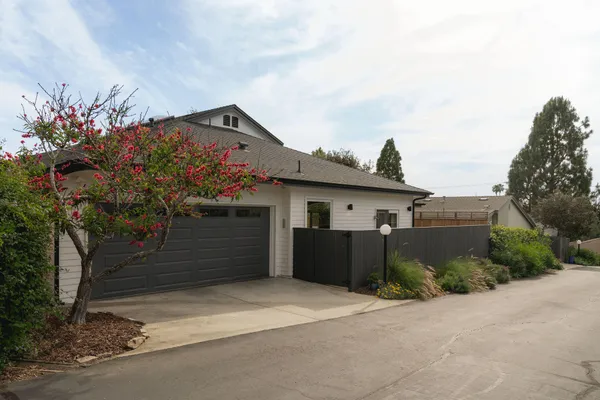$2,095,000 | 3726 Cedar Vista, Santa Barbara, CA 93110