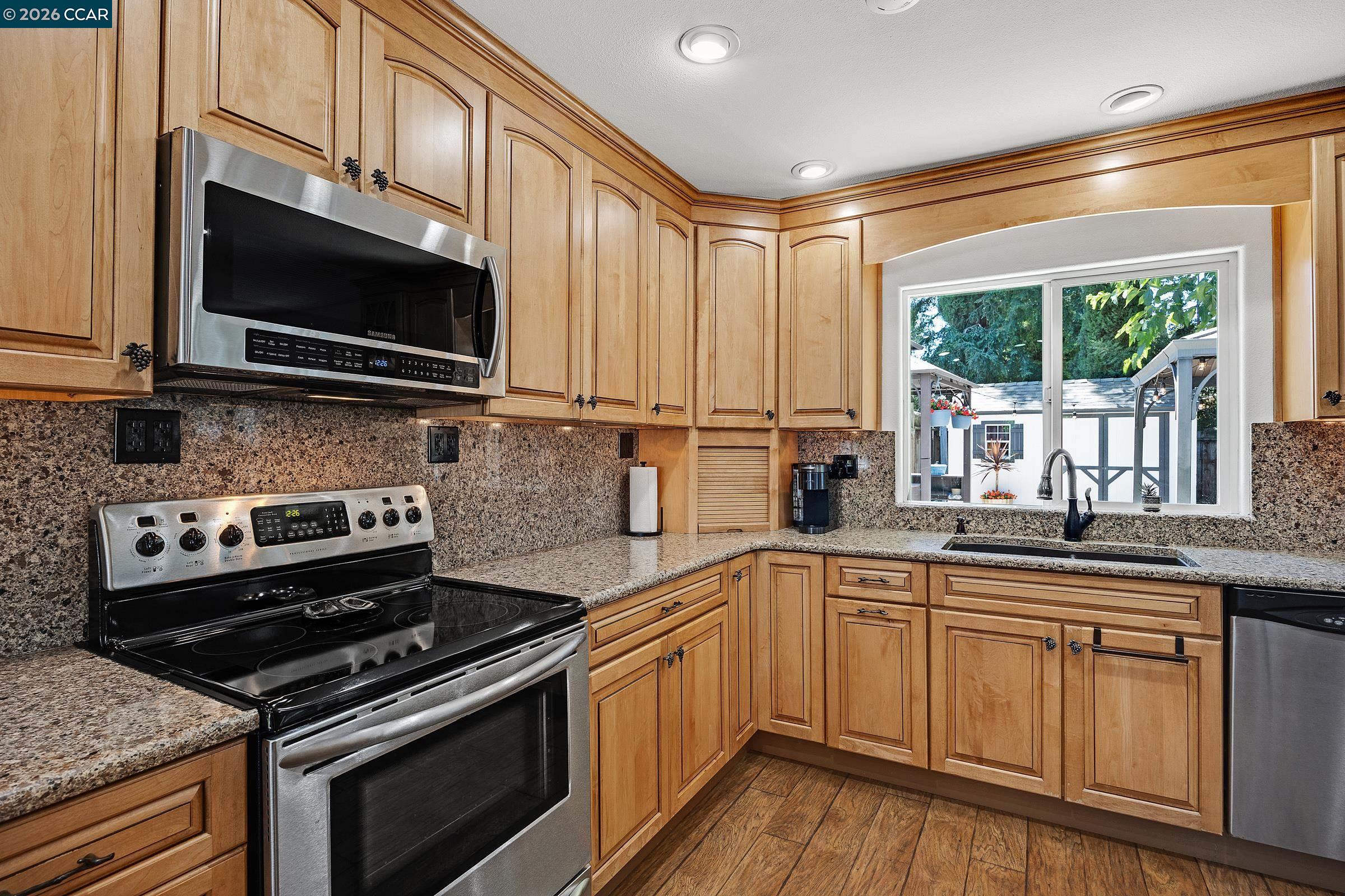 1730 Elm Road Concord, CA 94519 - Photo 13 of 44