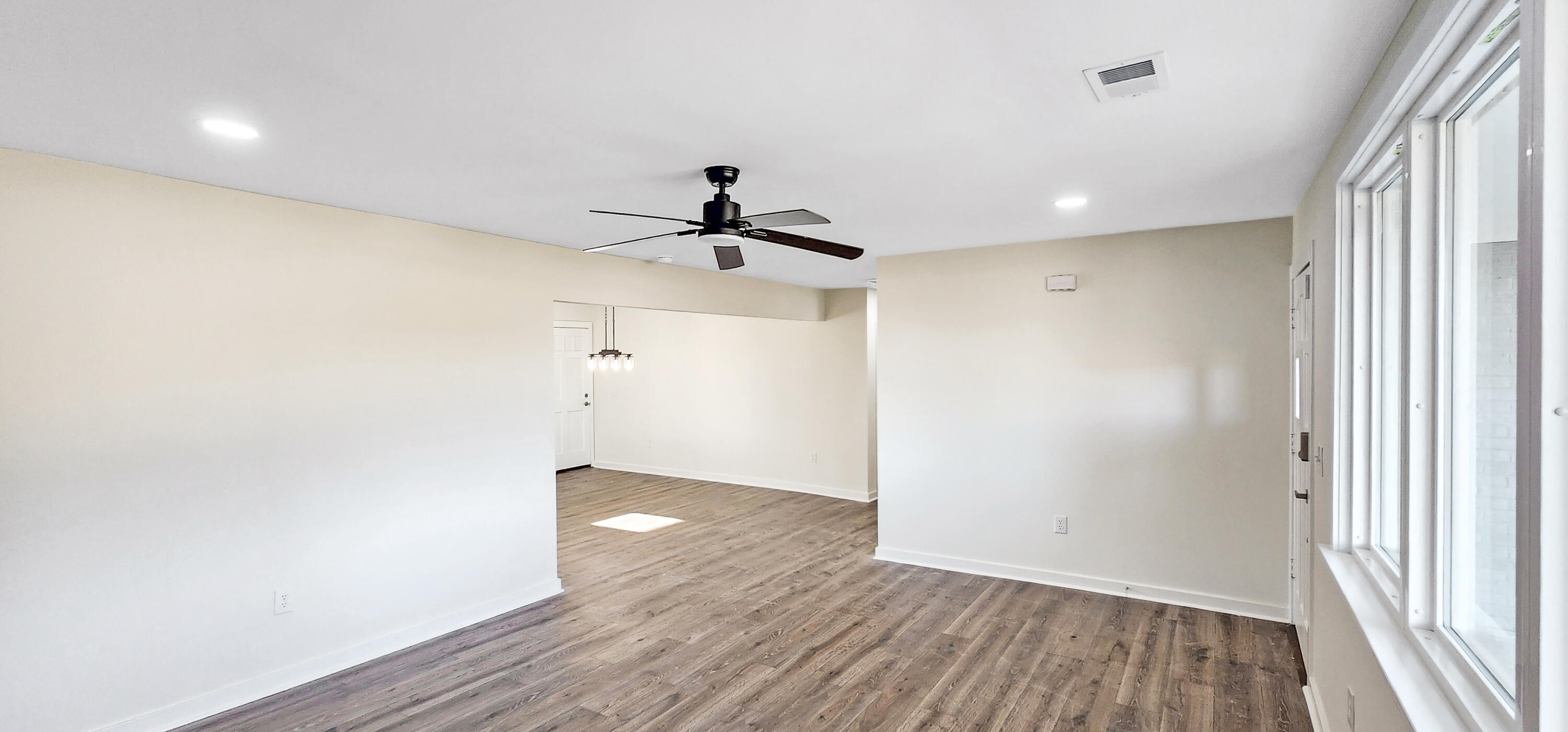 1142 Pearson Road Manning, SC 29102 - Photo 7 of 38