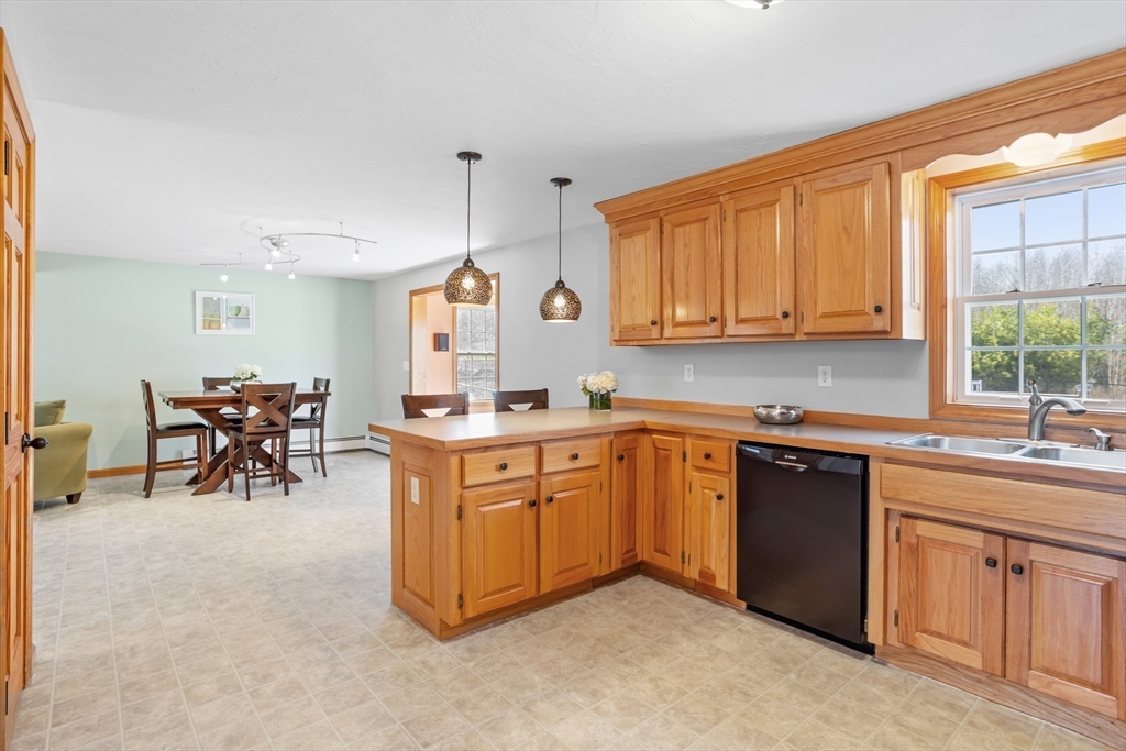 40 Gardner Road Ashburnham, MA 01430 - Photo 8 of 27 Gallery Image 8