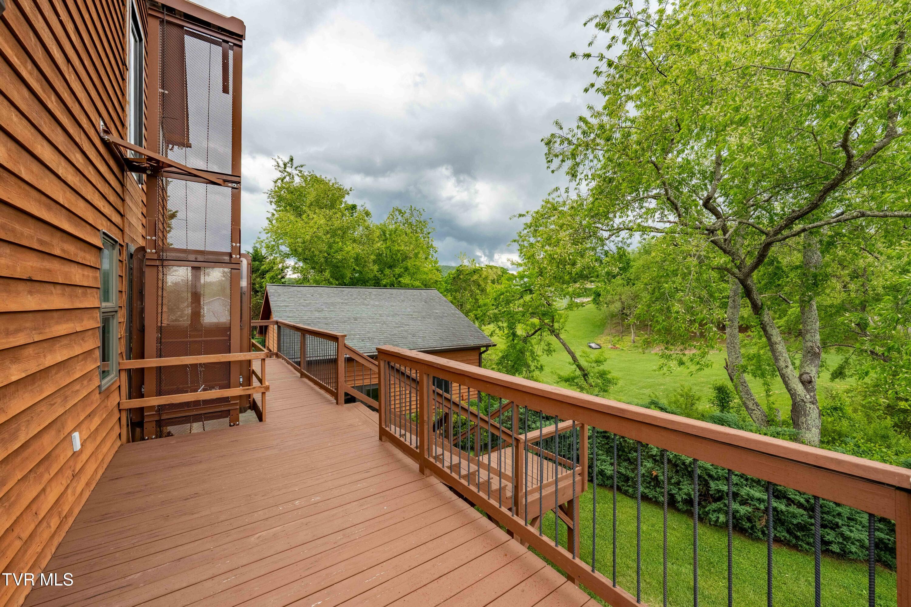 589 Harbor Point Road Butler, TN 37640 - Photo 51 of 64 598 Harbor Point Rd (42 of 89)