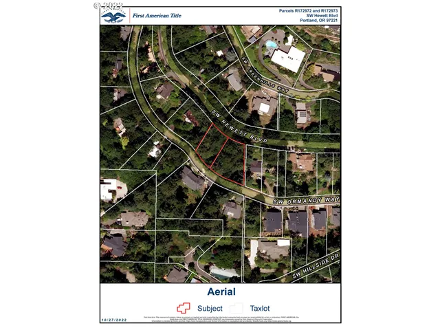 a black and white photo of a mirror