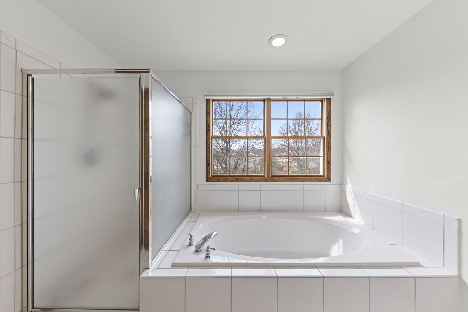 302 Roscommon Court Glen Ellyn, IL 60137 - Photo 23 of 31