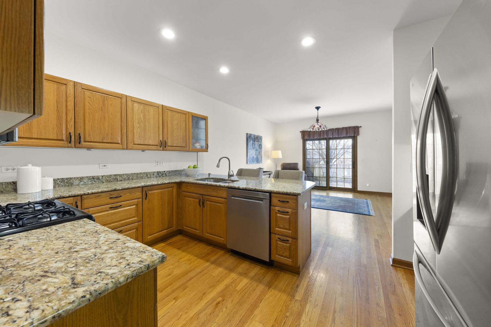 302 Roscommon Court Glen Ellyn, IL 60137 - Photo 10 of 31