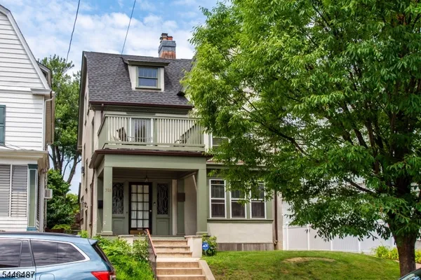 $750,000 | 786 Lake Street, Newark, NJ 07104