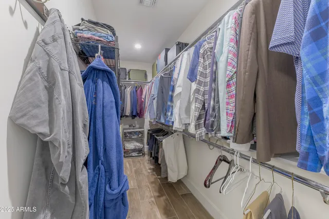 $915,000 | 2511 East Earll Drive, Phoenix, AZ 85016