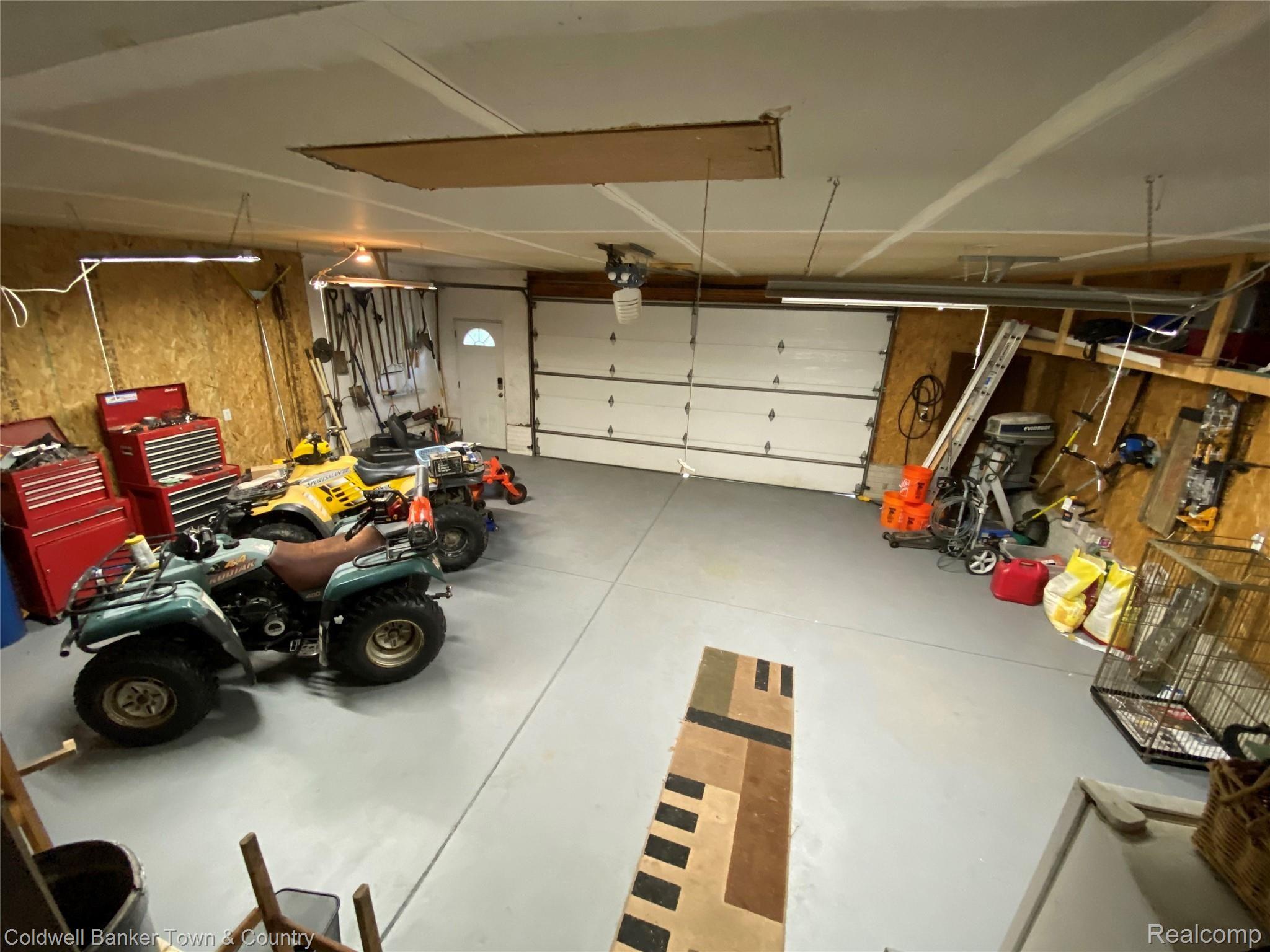 1697 North Hughes Road Howell, MI 48843 - Photo 30 of 61 GARAGE