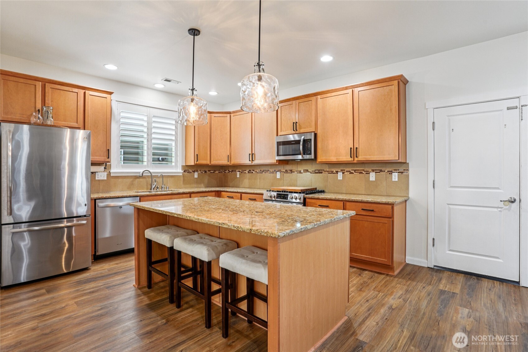 11293 Borgen Loop Northwest Gig Harbor, WA 98332 - Photo 8 of 33