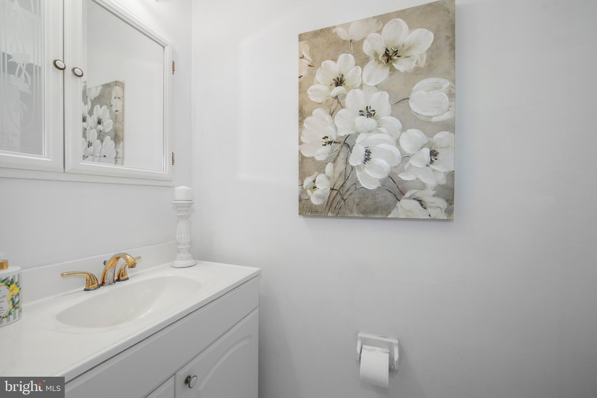 219 Dock Road Marlton, NJ 08053 - Photo 22 of 51 Half Bathroom