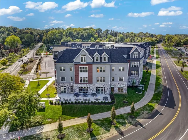 $2,143 | 160 School Street, Victor, NY 14564