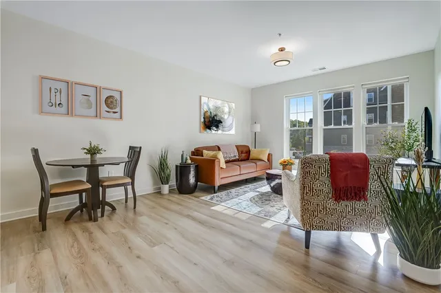 $2,143 | 160 School Street, Victor, NY 14564