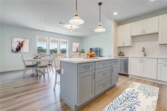 $2,143 | 160 School Street, Victor, NY 14564