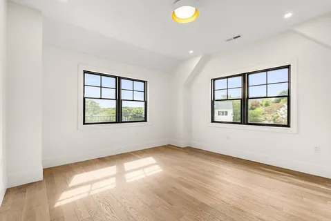 $3,295,000 | 226 Atlantic Street, Gloucester, MA 01930