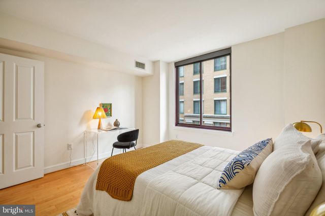 $677,000 | 1201 North Garfield Street, Unit 511, Arlington, VA 22201