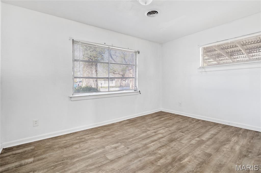 1238 Maple Avenue St. Louis, MO 63138 - Photo 11 of 24