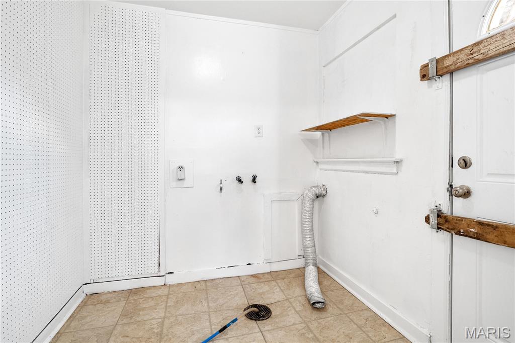 1238 Maple Avenue St. Louis, MO 63138 - Photo 15 of 24