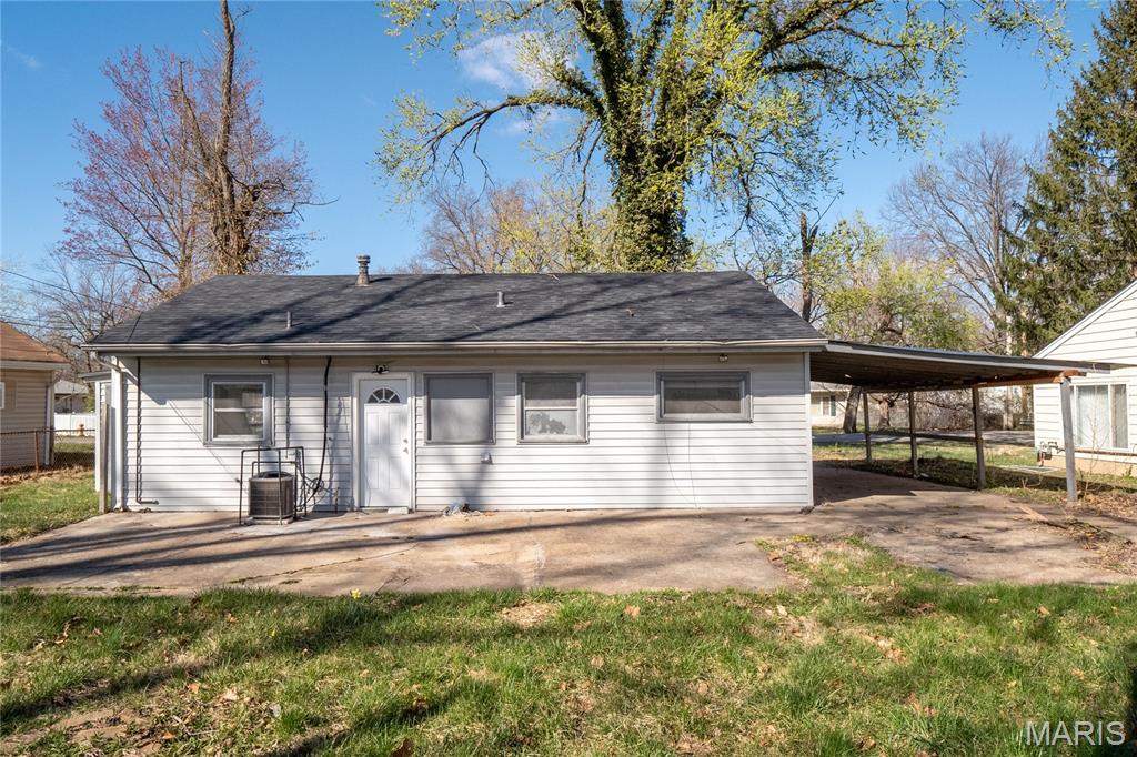 1238 Maple Avenue St. Louis, MO 63138 - Photo 19 of 24