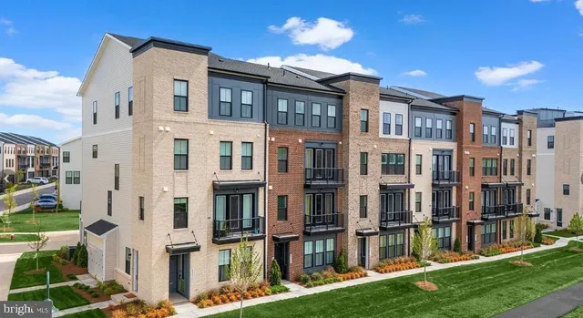 $3,300 | 21764 Dollis Hl Terrace, Ashburn, VA 20148