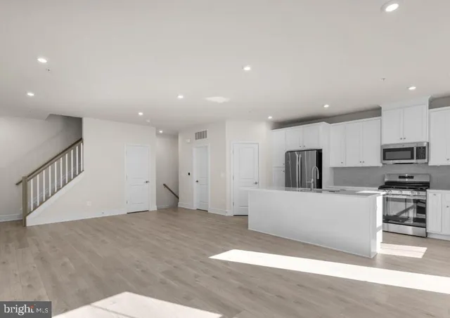 $3,300 | 21764 Dollis Hl Terrace, Ashburn, VA 20148