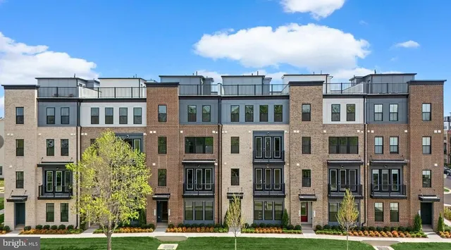 $3,300 | 21764 Dollis Hl Terrace, Ashburn, VA 20148