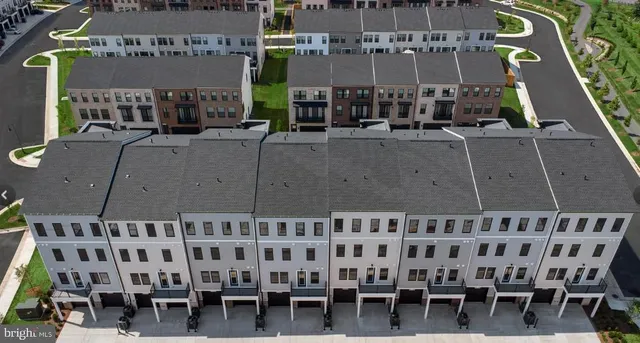 $3,300 | 21764 Dollis Hl Terrace, Ashburn, VA 20148