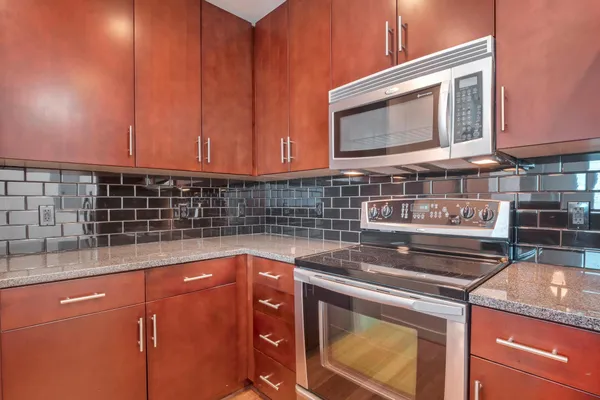 $439,000 | 360 Nueces Street, Unit 1318, Austin, TX 78701