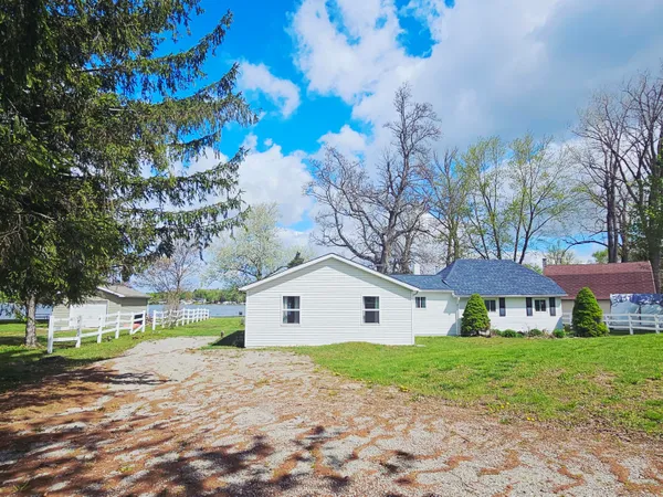 $439,900 | 4492 East Bear Lake Road, Osseo, MI 49266