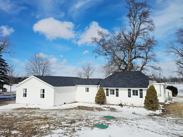 $449,900 | 4492 East Bear Lake Road, Osseo, MI 49266