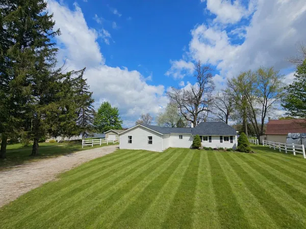 $439,900 | 4492 East Bear Lake Road, Osseo, MI 49266