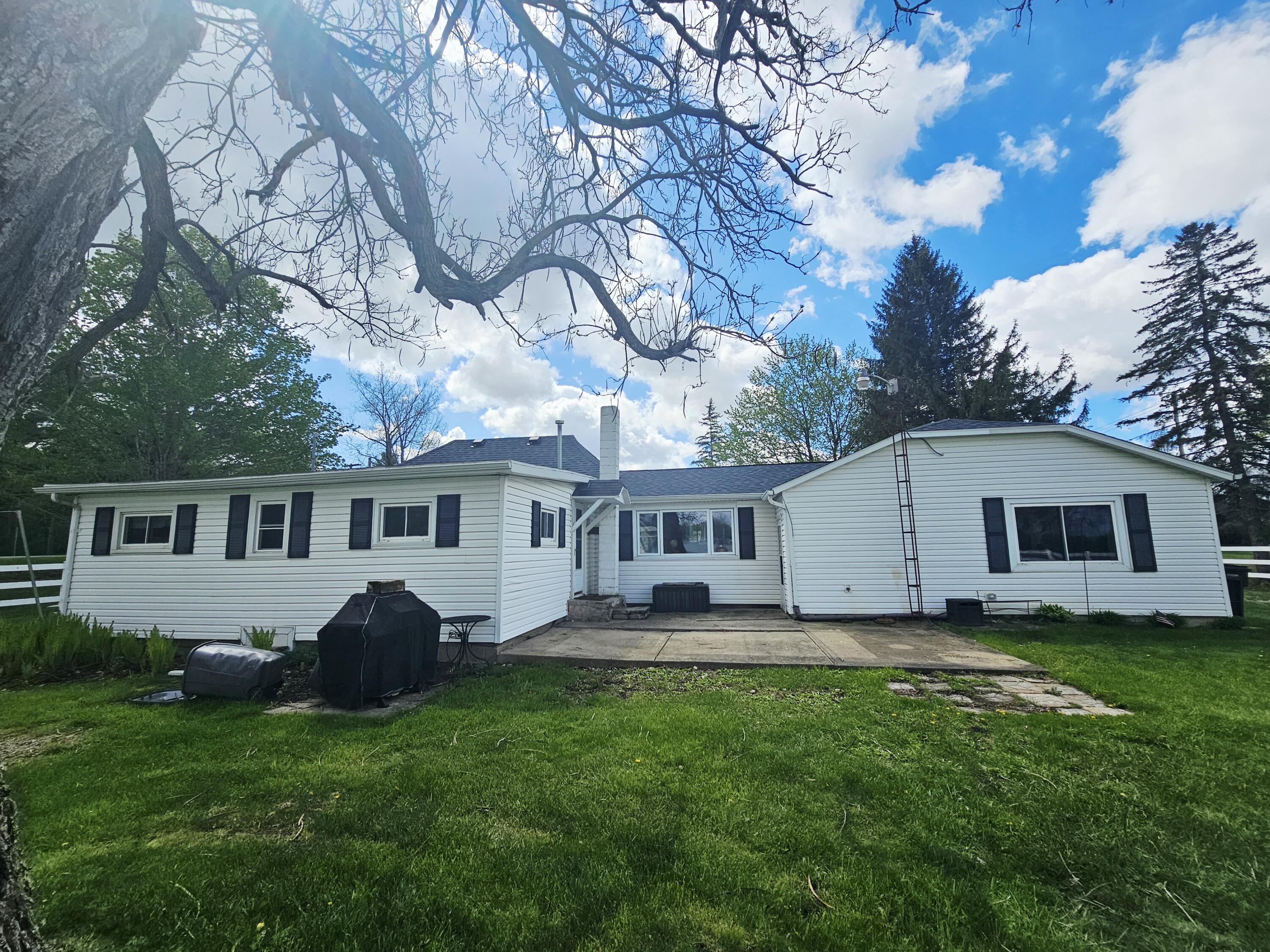 Undisclosed Address Osseo, MI 49266 - Photo 7 of 43 1000038838