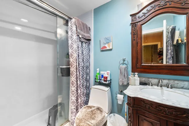 $430,000 | 208 Shearwater Court West, Unit 31, Jersey City, NJ 07305