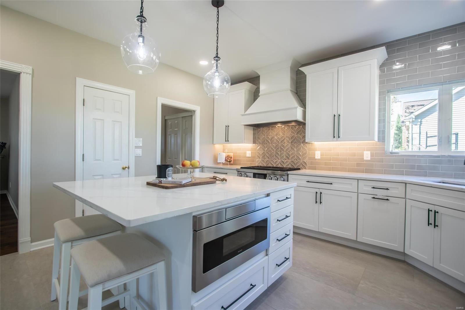 134 Roehampton Lane Weldon Spring, MO 63304 - Photo 3 of 96