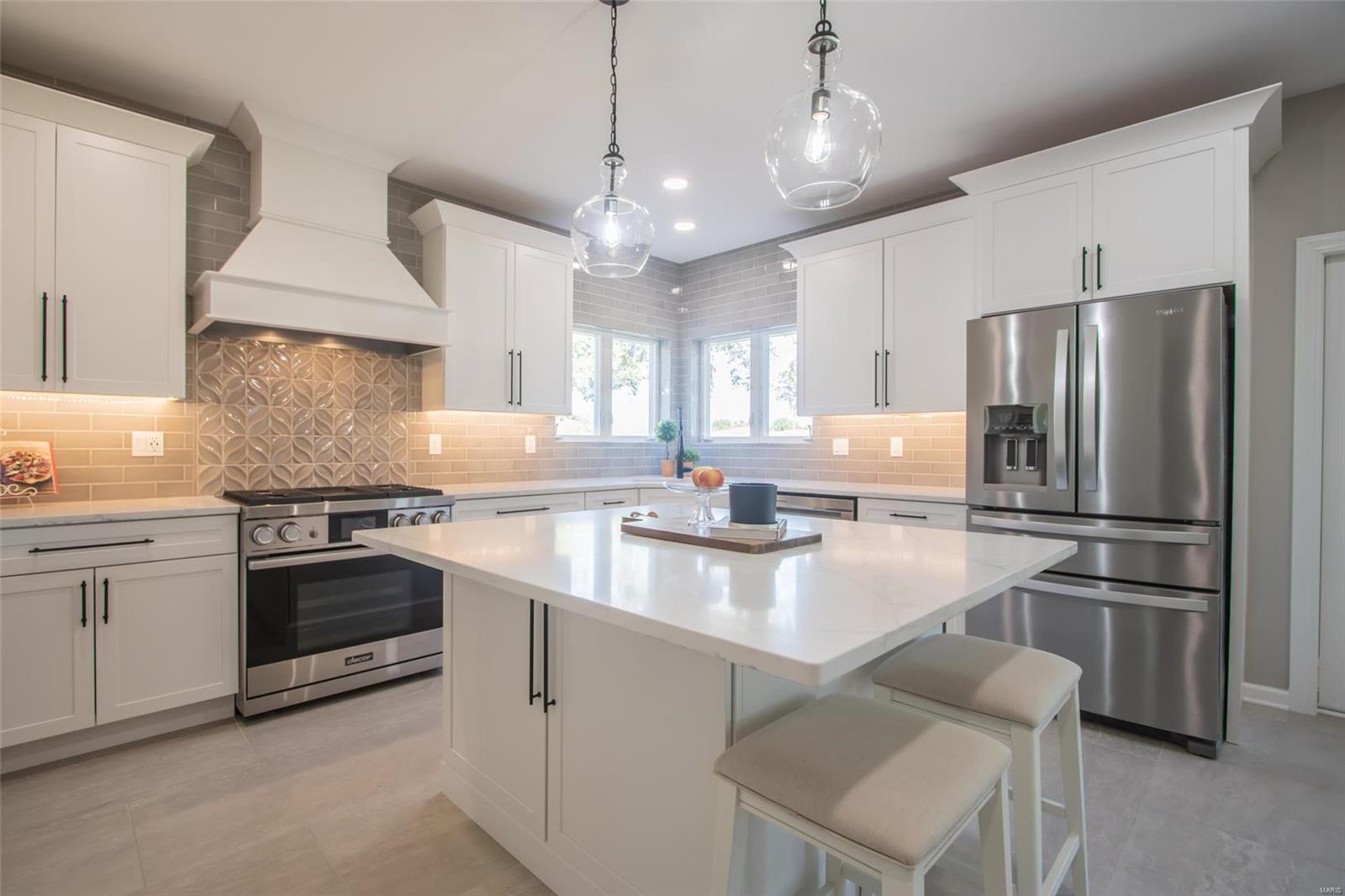 134 Roehampton Lane Weldon Spring, MO 63304 - Photo 6 of 96