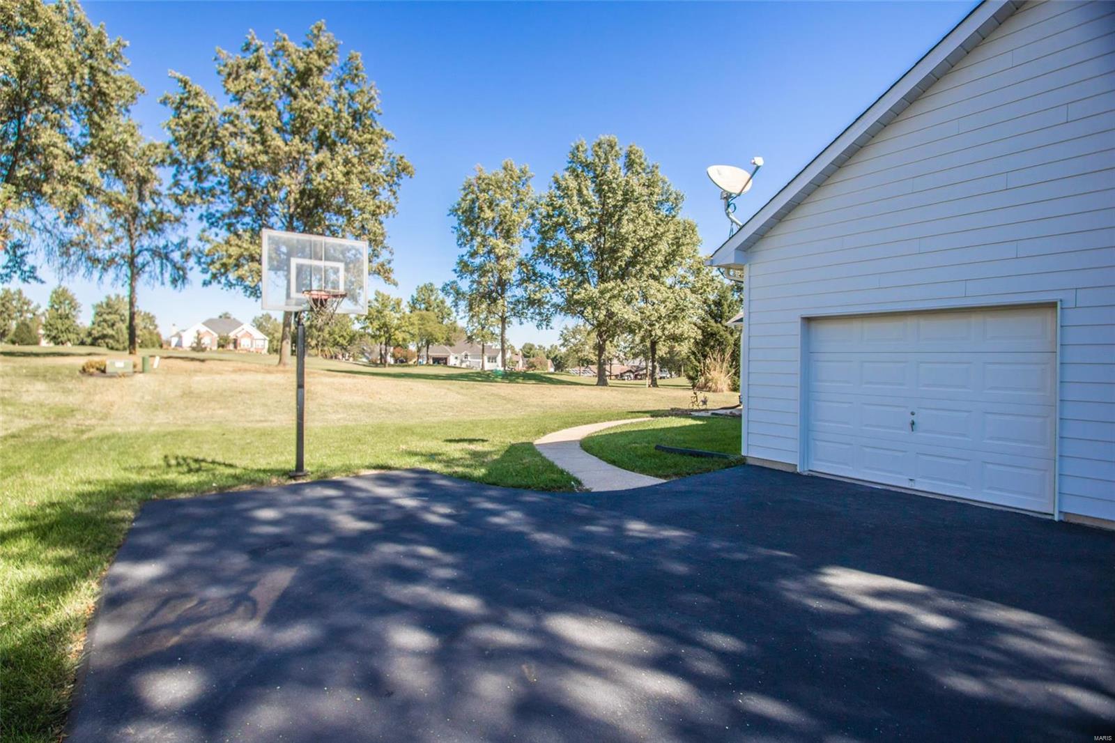 134 Roehampton Lane Weldon Spring, MO 63304 - Photo 84 of 96